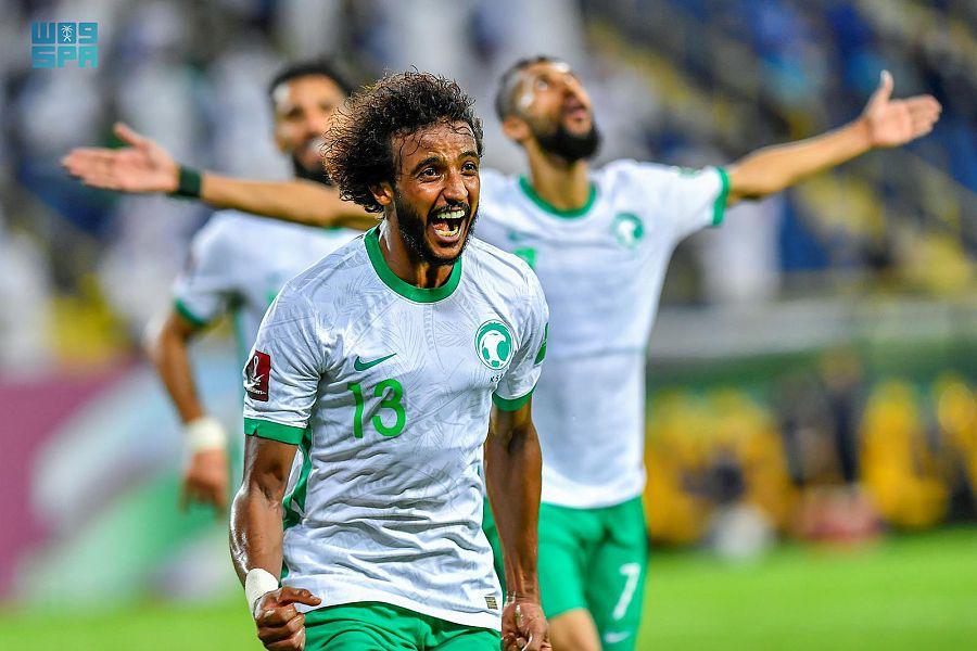 ساعات قليلة تفصلنا عن لقاء منتخبنا الوطني ونظيره المنتخب العماني في تصفيات كأس العالم ٢٠٢٢