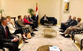 رئيس البرلمان اليمني يبحث مع المبعوث الأمريكي جهود إحلال السلام في اليمن