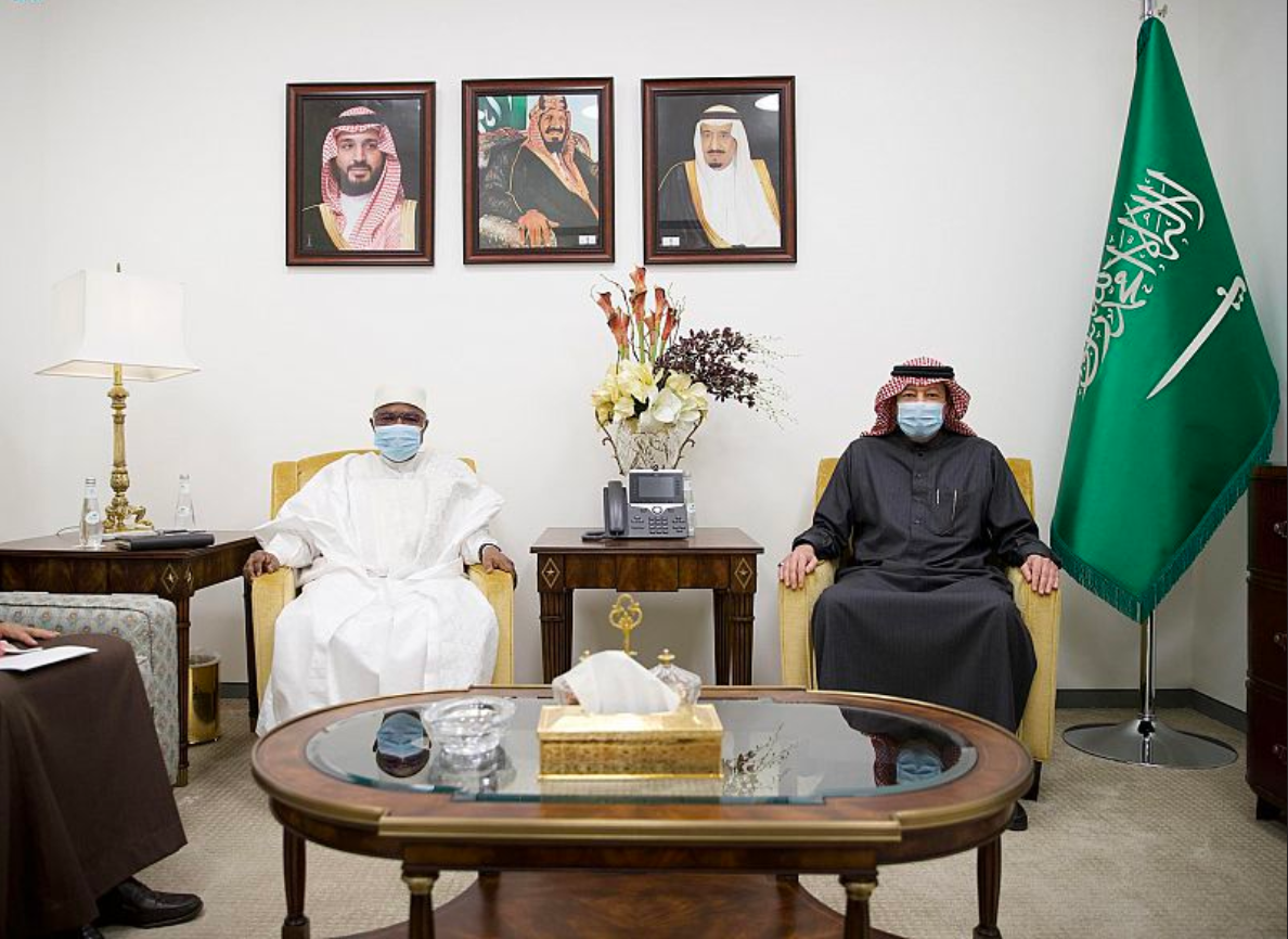 نائب وزير الخارجية يستقبل الأمين العام لمنظمة التعاون الإسلامي