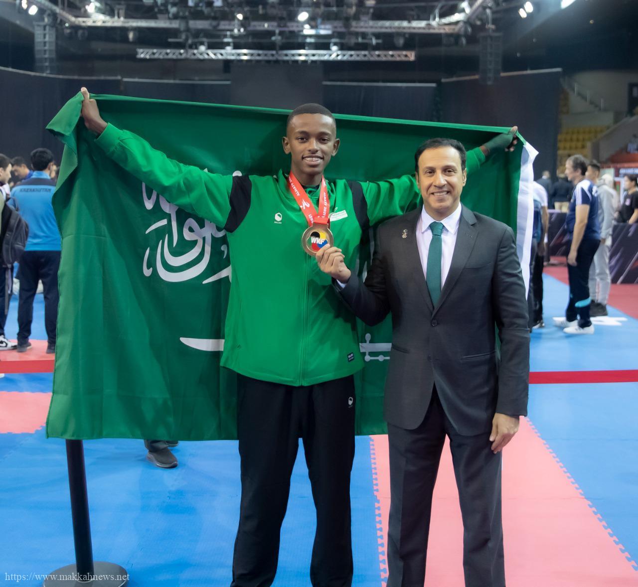 لاعب الأخضر سلطان القحطاني يحقق ذهبية آسيا للكاراتيه