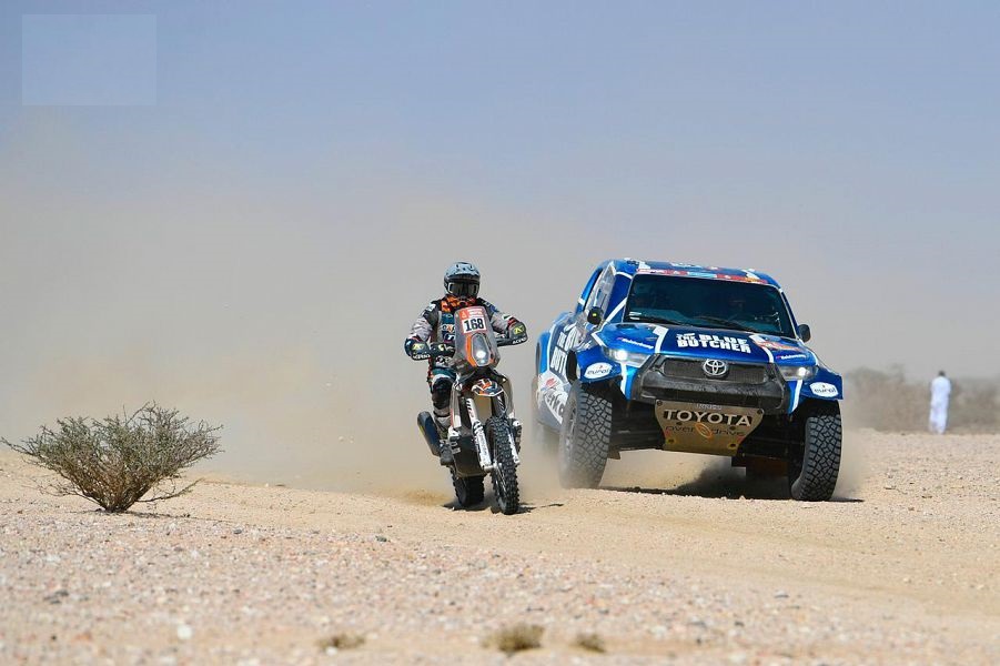 اليكساندر جيرود يحلّق بلقبه الأول في رالي داكار الطائف
