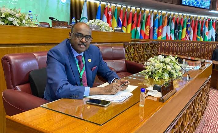 السفير بخيت يناقش مع الممثل الخاص لأمين الأمم المتحدة التعاون المشترك لدعم أفغانستان