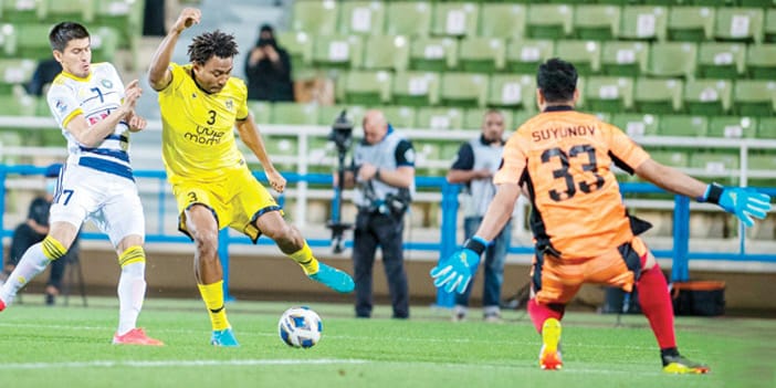 التعاون في مهمة صعبة امام سبهان والشباب يواجه القوة للاقتراب من التأهل