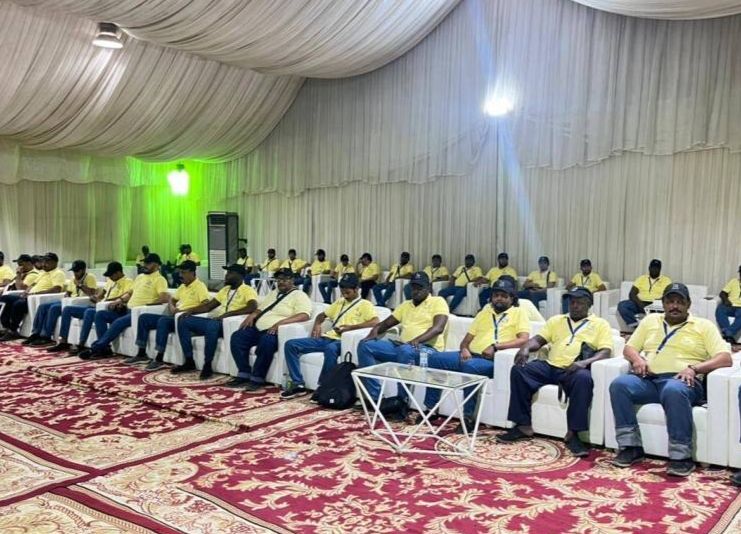 مكتب إرشاد الحافلات يجند أكثر من ( 600 ) مرشد لخدمة ضيوف الرحمن في مكة المكرمة