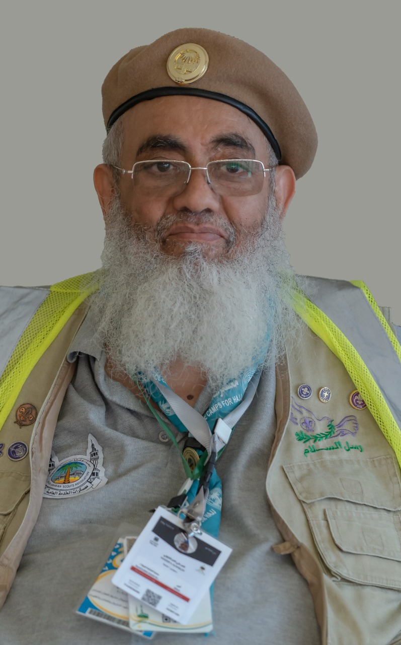 الرائد الكشفي ناصر الخليفي نصف قرن في الكشفية ورعاية الأطفال التائهين بالمشاعر