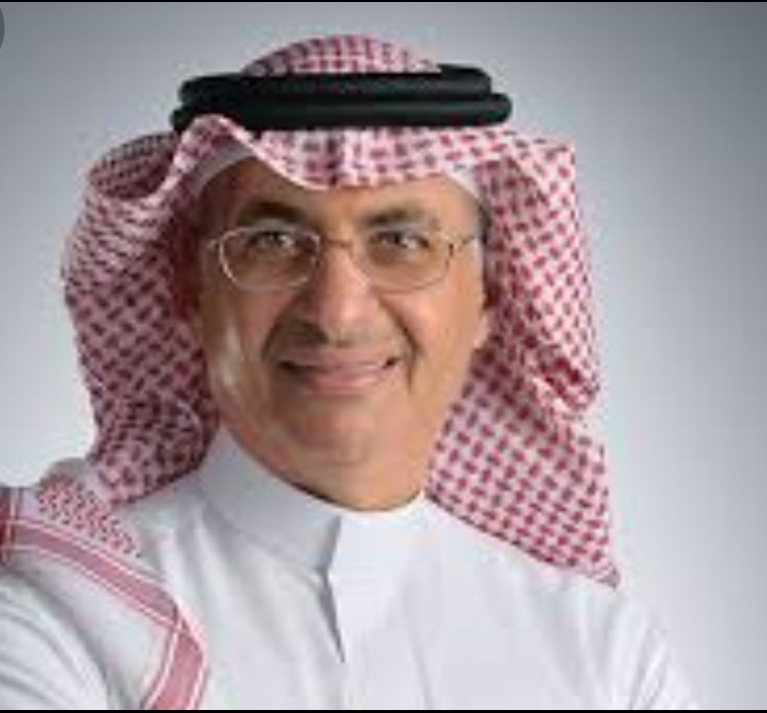 أبناء المهيدب يسقبلون المعزين بوالدتهم لولوة المديهيم