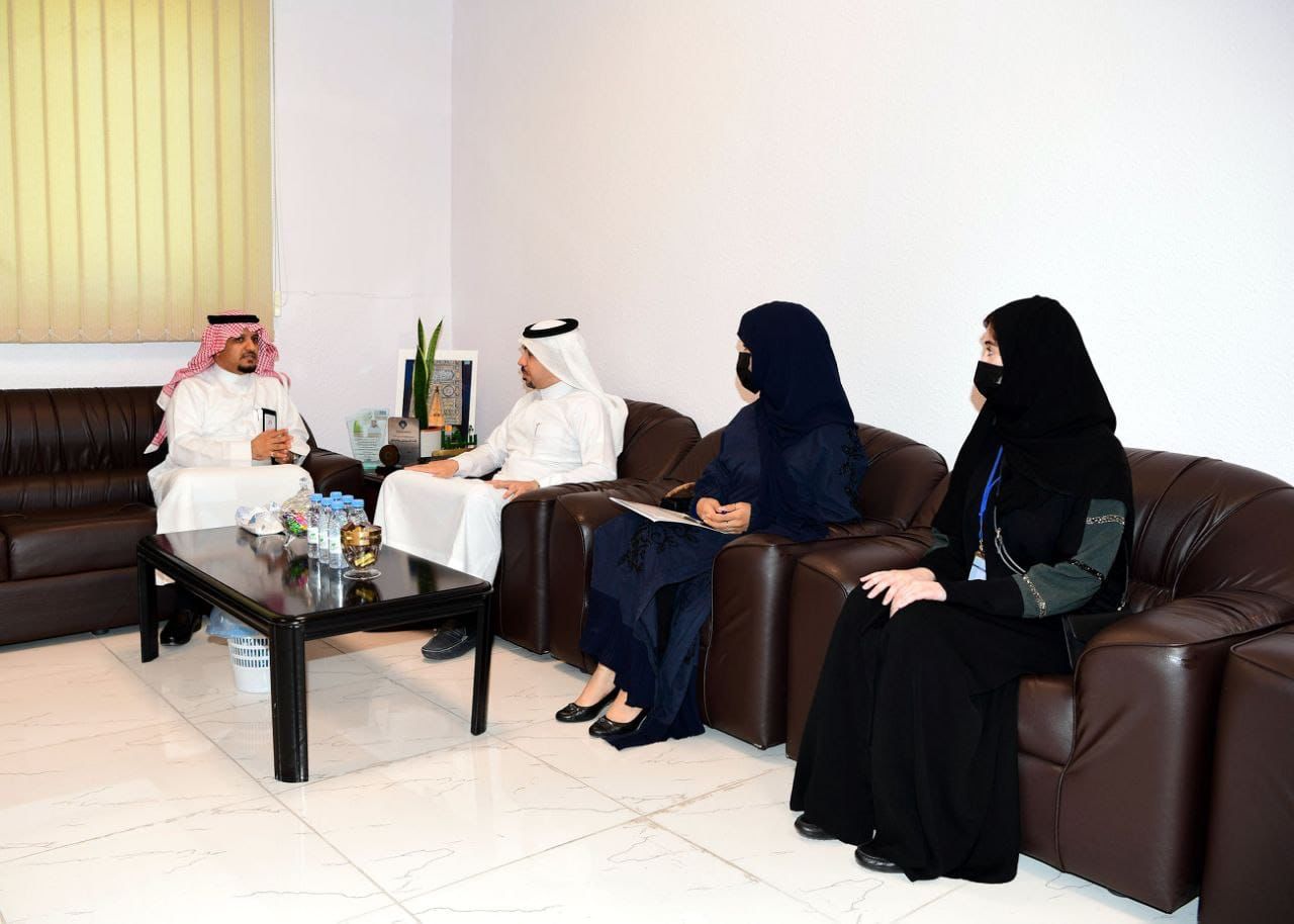 الجامعة العربية المفتوحة وهيئة الصحفيين السعوديين بحاضرة الدمام يبحثان سبل التعاون