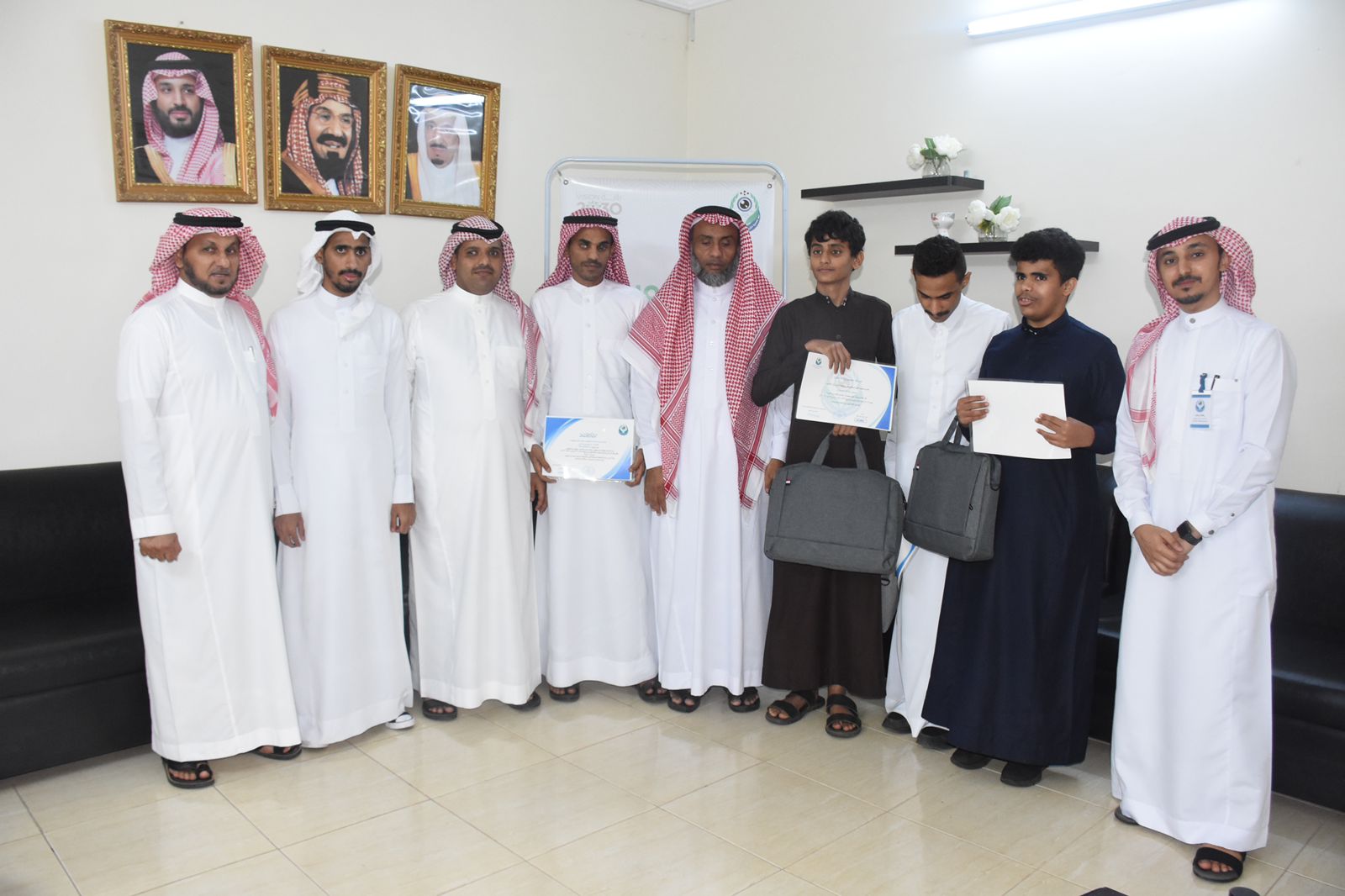 أقامت جمعية الثريا الأهلية للمكفوفين بجازان دورة الحاسب الآلي.