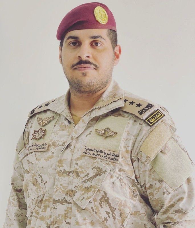 ترقية الأحمري إلى رتبة "نقيب "بالقوات المسلحة 