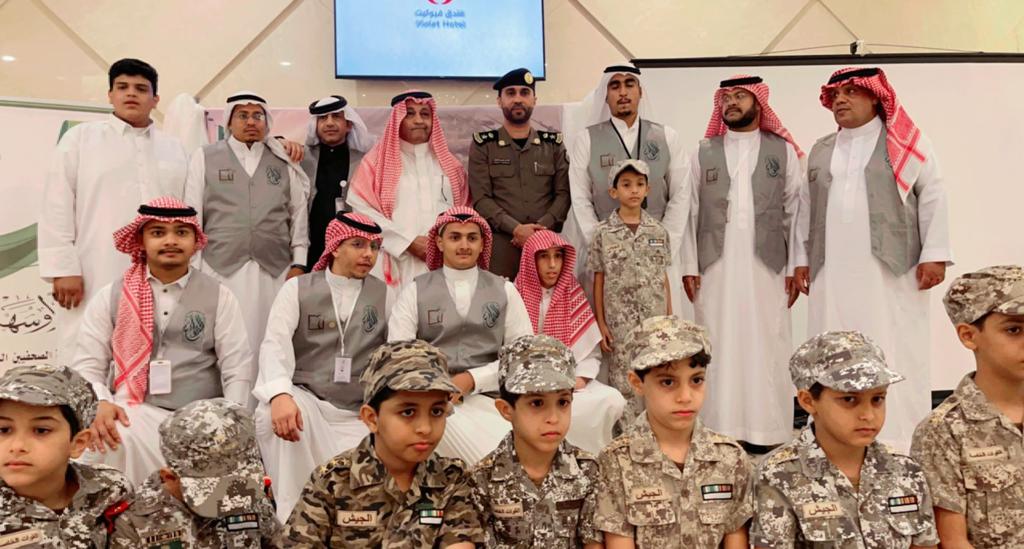 تكريم أسر الشهداء بهيئة الصحفيين بمكة وفريق الروائع التطوعي