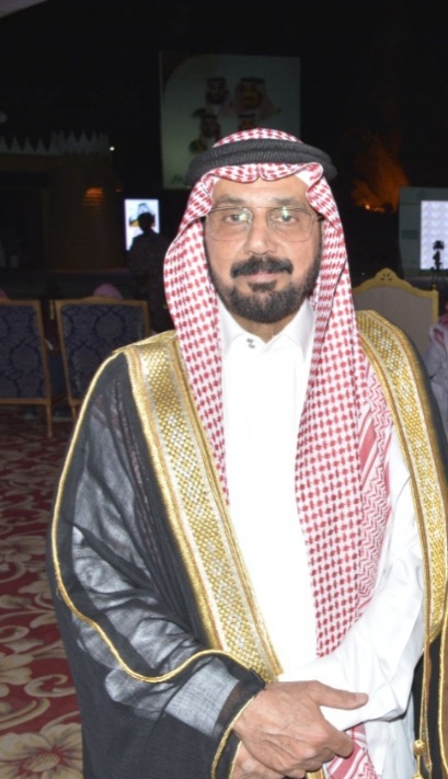 عبدالعزيز بن حمد يهنئ القيادة بمناسبة اليوم الوطني 92 للمملكة.