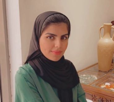 القحطاني تحصل على درجة الماجستير