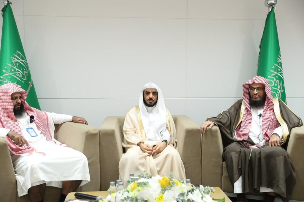 الأمر بالمعروف تُقيم لقاءً توجيهياً لمنسوبي فرع منطقة الرياض بعنوان "سلامة الصدور والتحذير مما يضادها" 