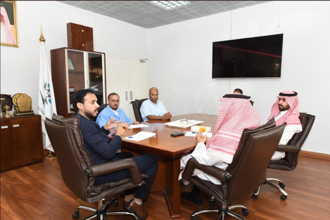 مسؤولون في "بر جدة" يبحثون مع مدير المعهد الصناعي الثانوي تعزيز التعاون لتحقيق الأهداف المشتركة