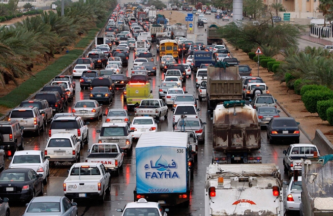 مدير الأمن العام يرأس ورشة عمل لمناقشة تحديات الكثافة المرورية بمدينة الرياض