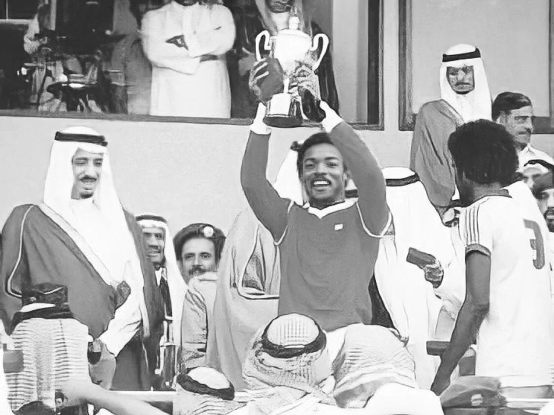 وفاة اللاعب الدولي السابق سالم مروان