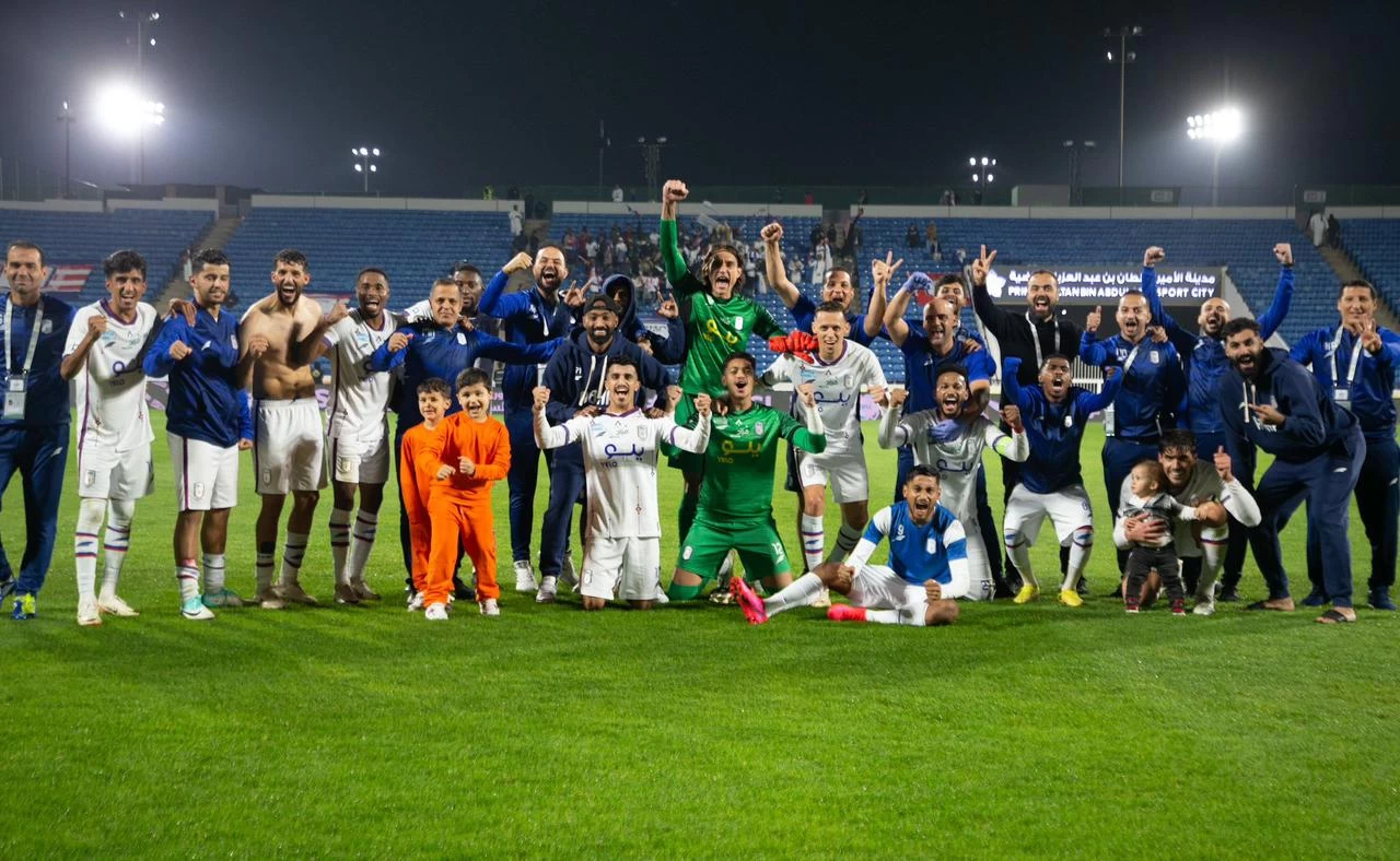 أبها يحقق فوزاً مثيراً على الأخدود ، والتعادل يحسم مواجهة الاتفاق والرائد ، والنصر يواصل مطاردة الهلال.