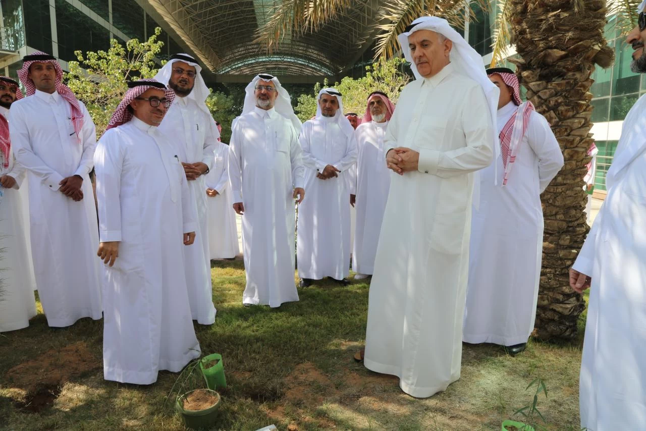 ​​​​​​​​​​​​​​وزير "البيئة" يُدشن الخطة التنفيذية للبرنامج الوطني للتشجير ضمن مبادرة السعودية الخضراء