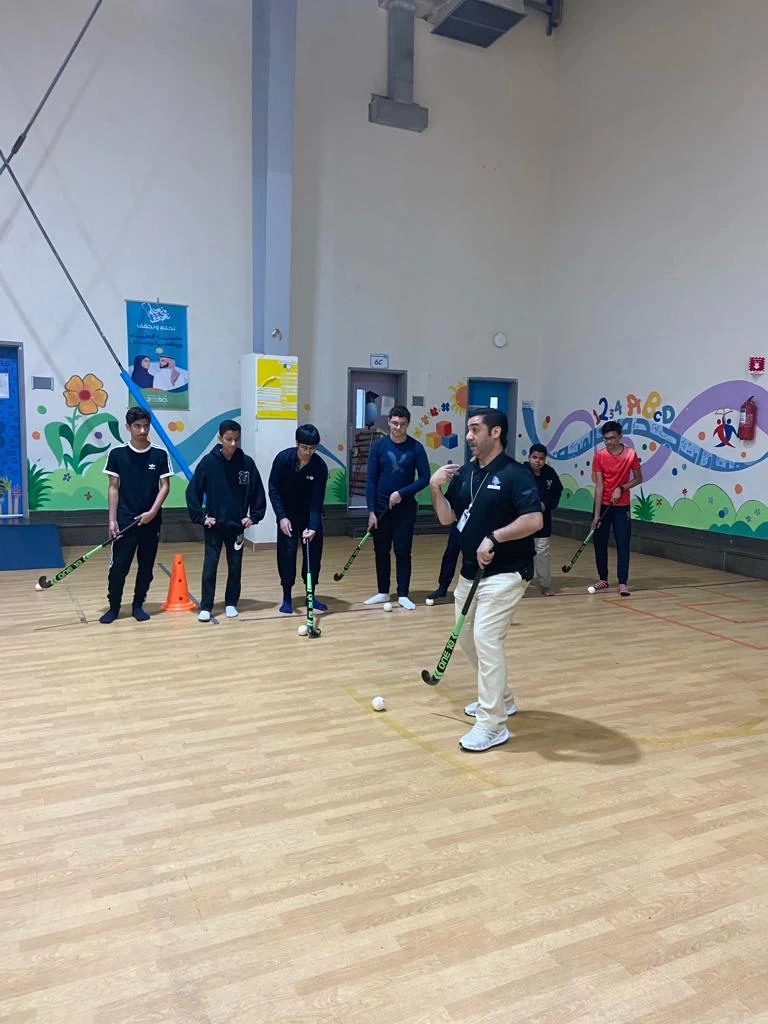 ندوة تعريفية عن رياضة هوكي الميدان ينظمها الإتحاد السعودي للهوكي بالتعاون مع مدارس المنارات العالمية في جدة