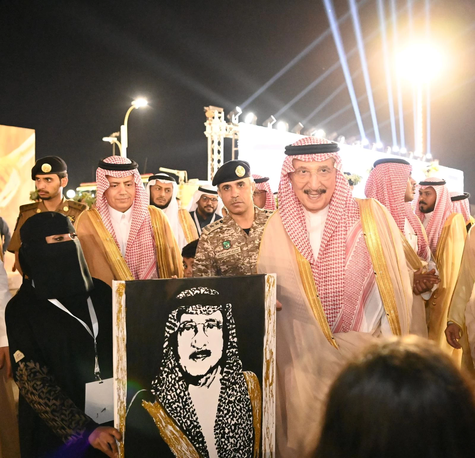 أمير منطقة جازان يدشن مهرجان عسل جازان التاسع 