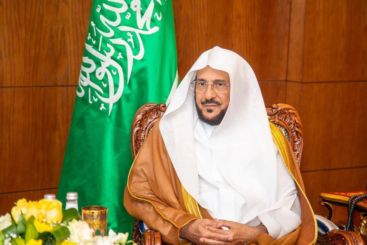 وزير الشؤون الإسلامية : تأسيس المملكة قام على مشروعين رئيسيين نصرة الدين وبناء الإنسان. 