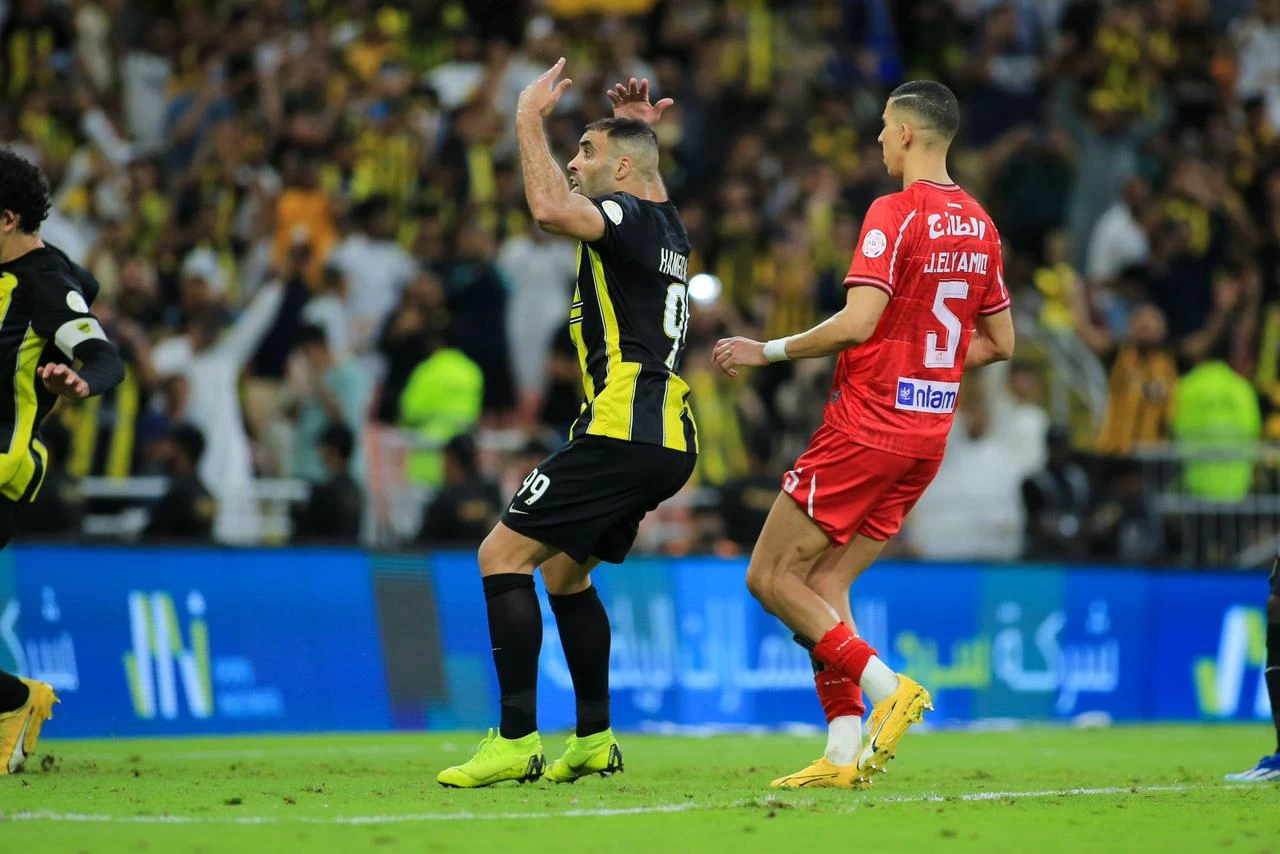 الاتحاد يقلب الطاولة على الوحدة ويفوز بثنائية حمدالله.