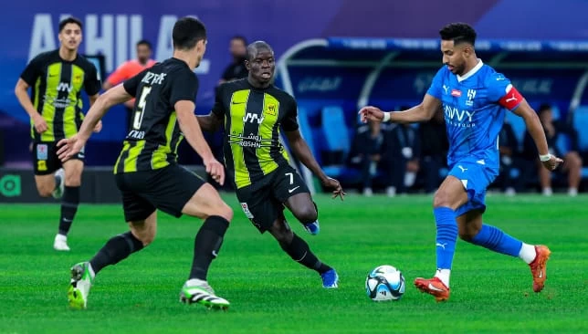نهائي السوبر .. هل يؤكد الهلال تفوقه أم يستعيد الاتحاد توازنه بأولى بطولات الموسم