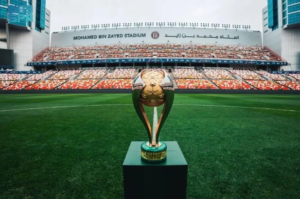 أبوظبي تشهد الكلاسيكو بين الاتحاد والهلال في نهائي كأس الدرعية للسوبر السعودي