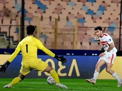 الزمالك يهزم الاتحاد بثلاثية ويحرمه صدارة الدوري