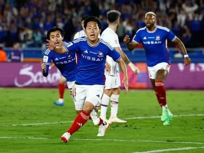 يوكوهاما ينتصر على العين في ذهاب نهائي دوري أبطال آسيا