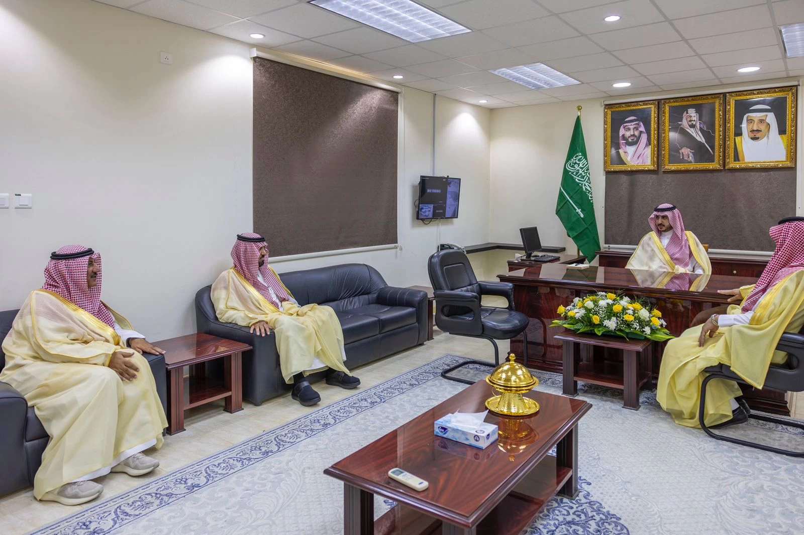 أمير الحوف يزور مراكز " أبو عجرم والأضارع والرديفة والرافعية" التابعة لمحافظة دومة الجندل