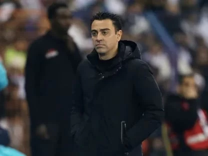 رسمياً .. برشلونة يعلن رحيل تشافي هيرنانديز عن تدريب الفريق
