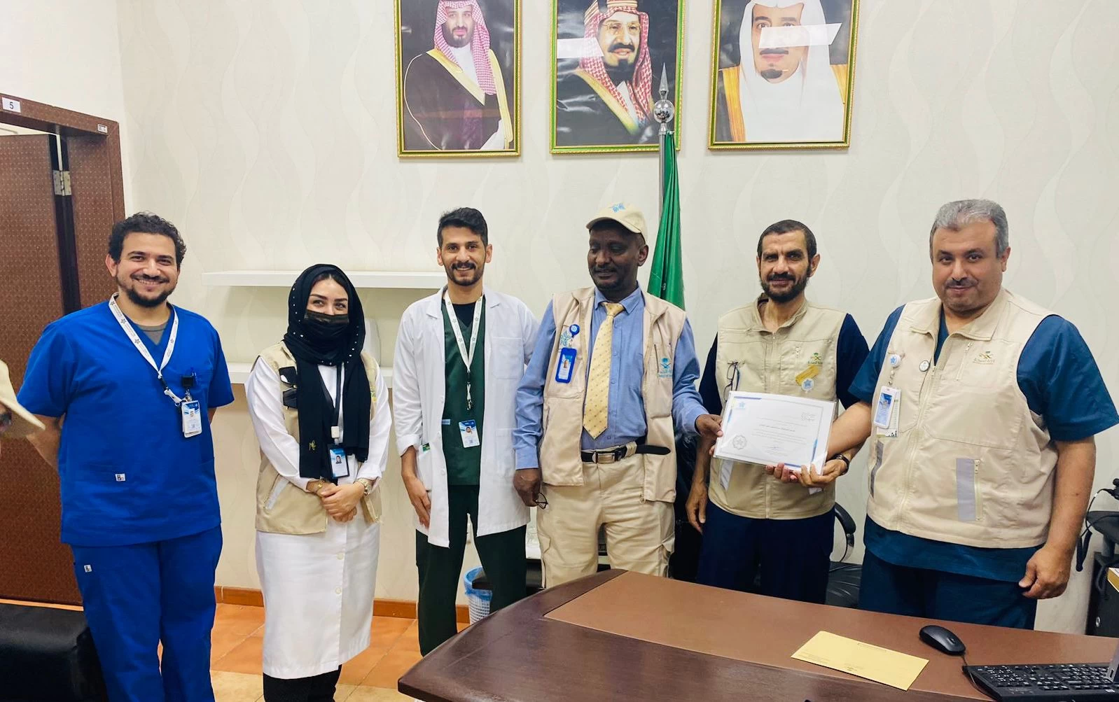 تجمع مكة الصحي تشكر صيدلية مستشفى منى الوادي لدورهم في تحسين جودة الرعاية الصحية المقدمة لضيوف الرحمن 
