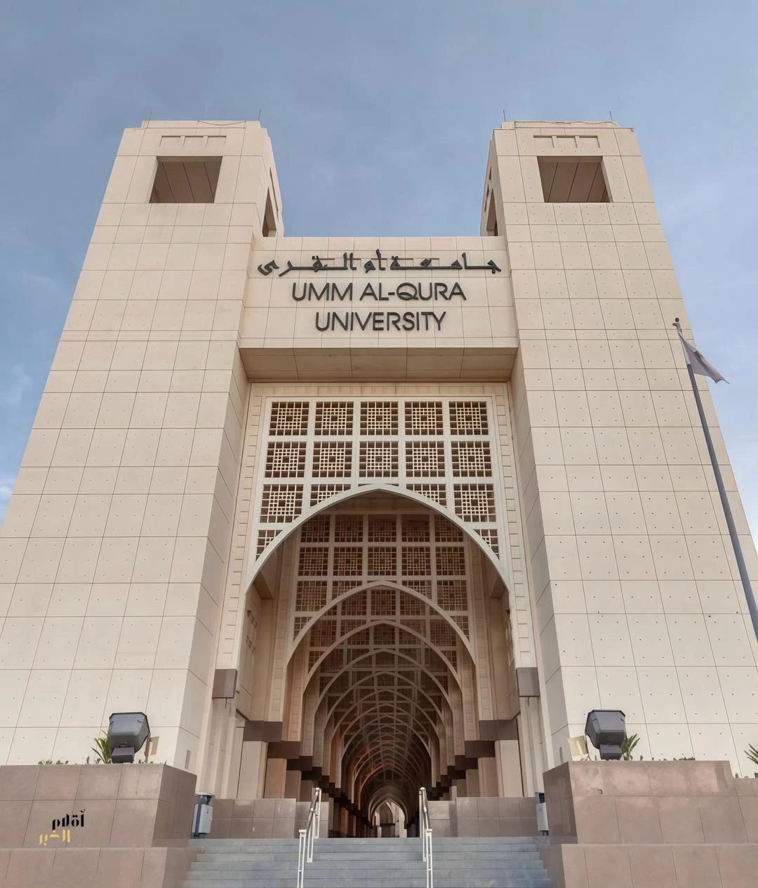 "حصن".. قمر صناعي سعودي يدعم البحث والابتكار في حماية البنية التحتية