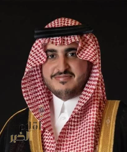 أمير منطقة الجوف يطمئن على صحة رئيس المحكمة العامة بسكاكا