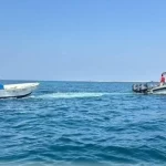 حرس الحدود بمنطقة جازان ينقذ شخصين تعطلت واسطتهما البحرية في عرض البحر