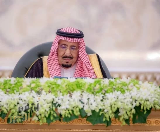 خادم الحرمين الشريفين يرأس جلسة مجلس الوزراء