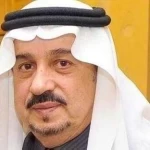 أمير منطقة الرياض يُعزي مُحافظ هيئة الحكومة الرقمية في وفاة والده