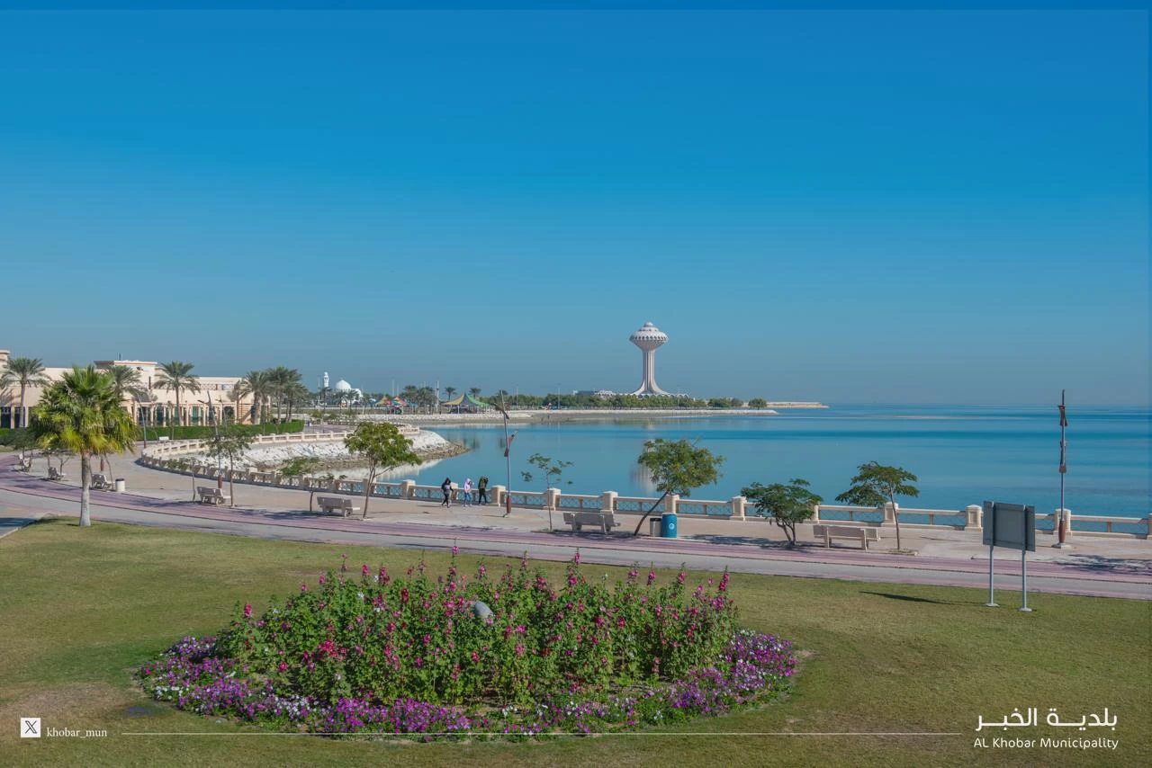 بعد اعتماد الخبر مدينة صحية . . بلدية الخبر تحقق معايير منظمة الصحة العالمية بمشاريع صحية وبيئية