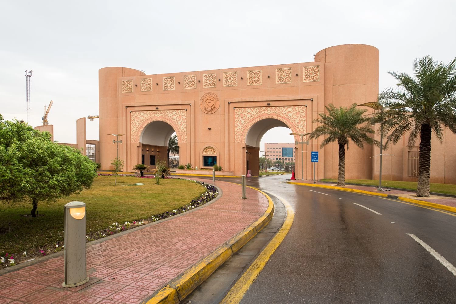 جامعة الملك فيصل تعلن نتائج قبول الدفعة الثانية في مرحلتي البكالوريوس والدبلوم (انتظام) للعام 1446هـ