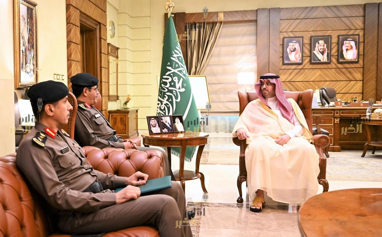 الأمير سعود بن جلوي يَستقْبِل مدير شرطة مُحَافظَة جدة