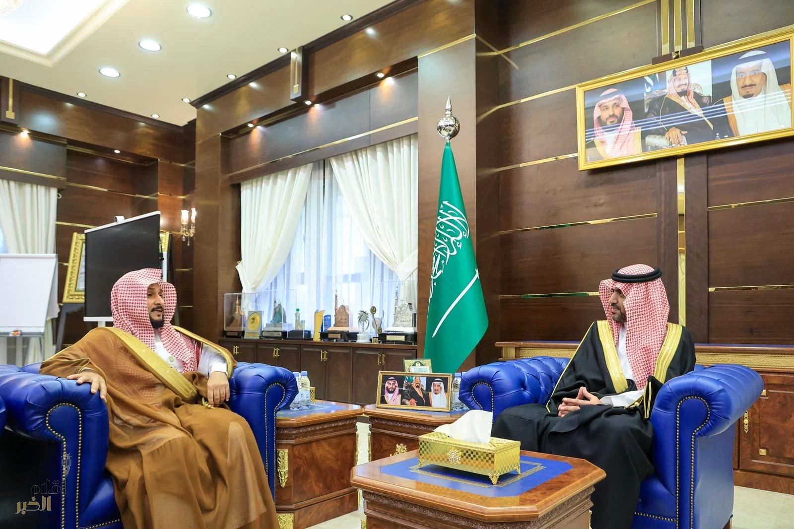 مدير عام فرع الوزارة بالمدينة المنورة يزور الجامعة الاسلامية ويلتقي رئيسها