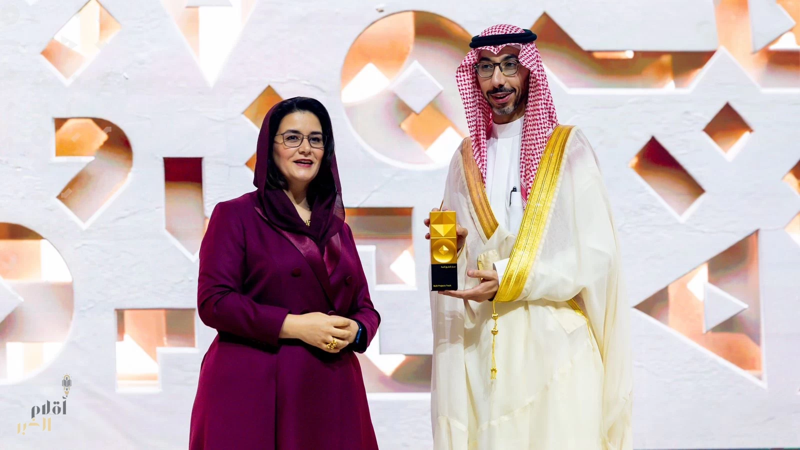 ( إثراء) يحصد جائزة ميثاق الملك سلمان العمراني عن مسار المشاريع المبنية.