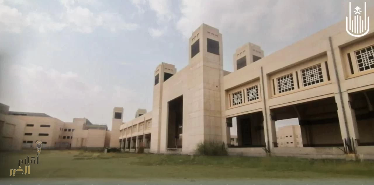 جامعة أم القرى توقَّع عقد مشروع استكمال مقر الطالبات 4 في المدينة الجامعية بالعابدية
