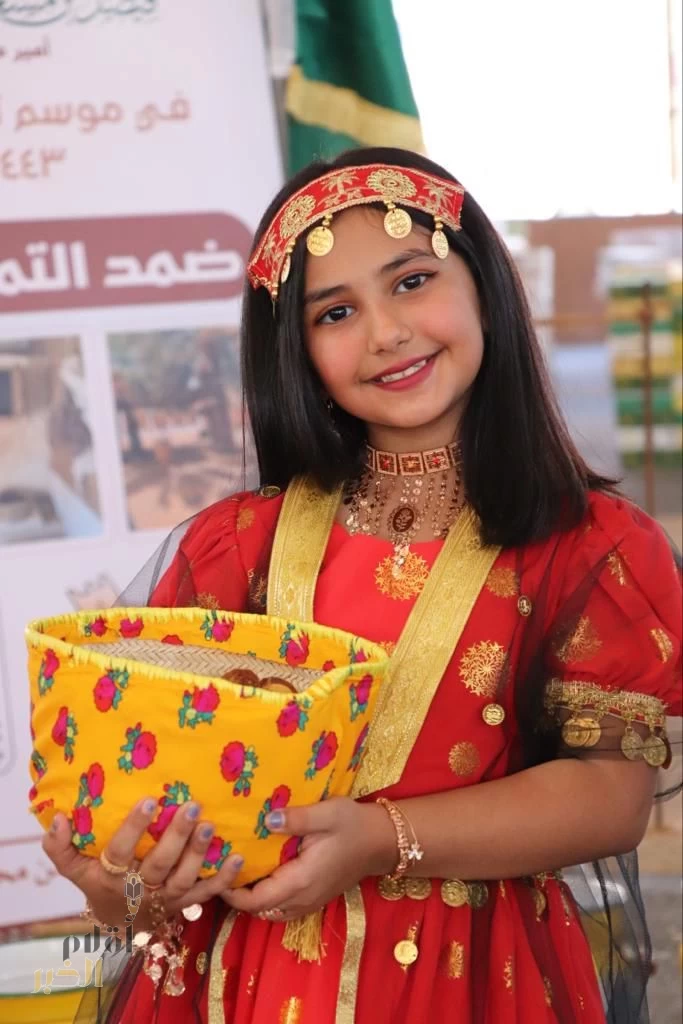 ( للوطن يوم مجيد ) جديد الشاعرة والفنانة لجين السلطان