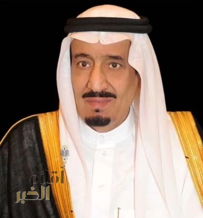 خادم الحرمين الشريفين يهنئ سلطان عُمان بذكرى اليوم الوطني لبلاده