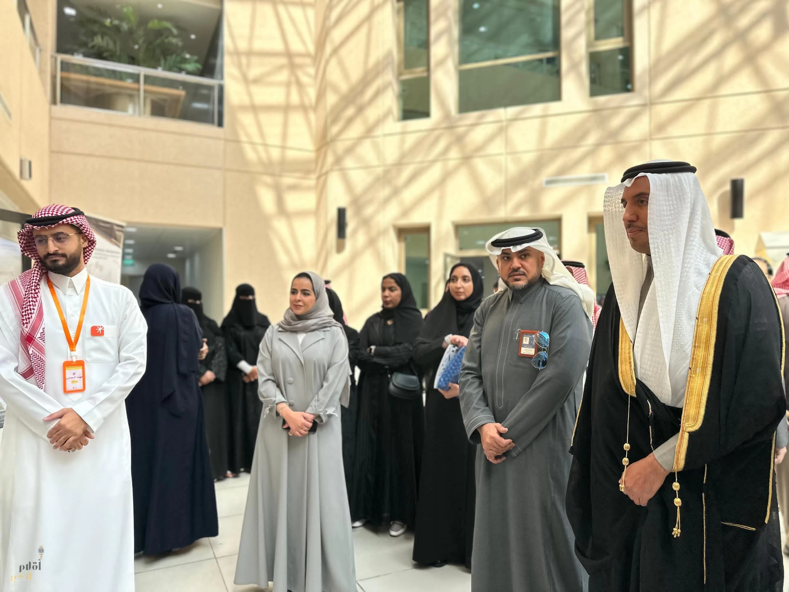 مشاريع طلبة إدارة الاعمال بجامعة الإمام عبد الرحمن بن فيصل في معرض إبداعي