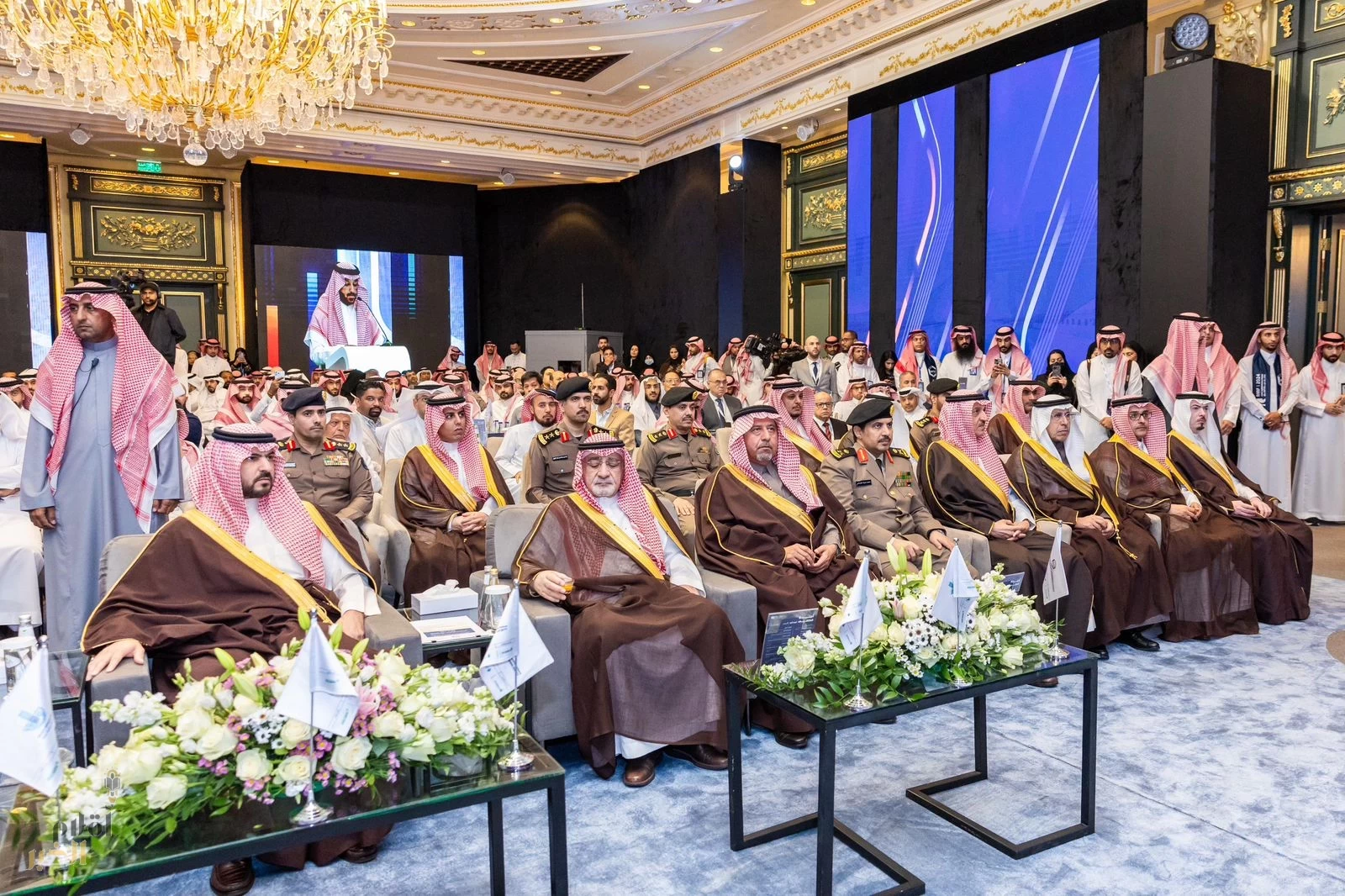 الأمير سعود بن بندر يدشن أعمال ملتقى صيانة الطرق بمحافظة الخبر