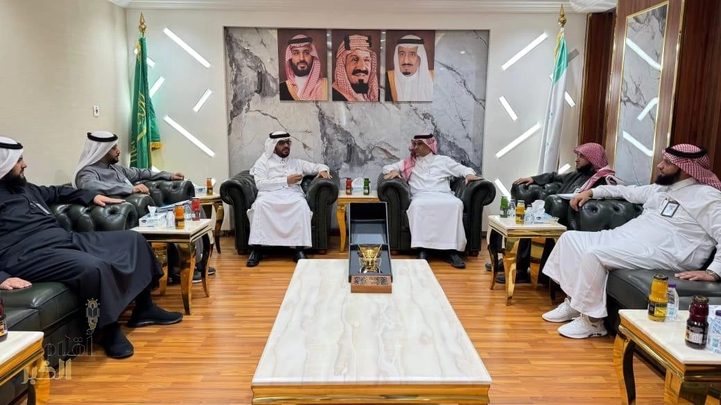 مُدير تعليم الطائف يستقبل فريقاً من الوعي الفكري بوزارة التعليم‬⁩،