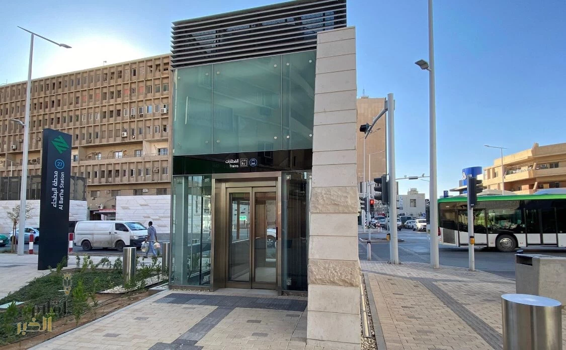 سوق البطحاء في الرياض.. وجهة التسوق الشعبية وعنوان التنوع